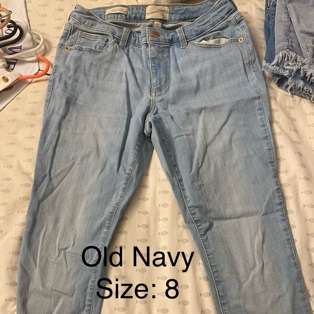 Woman’s skinny jeans